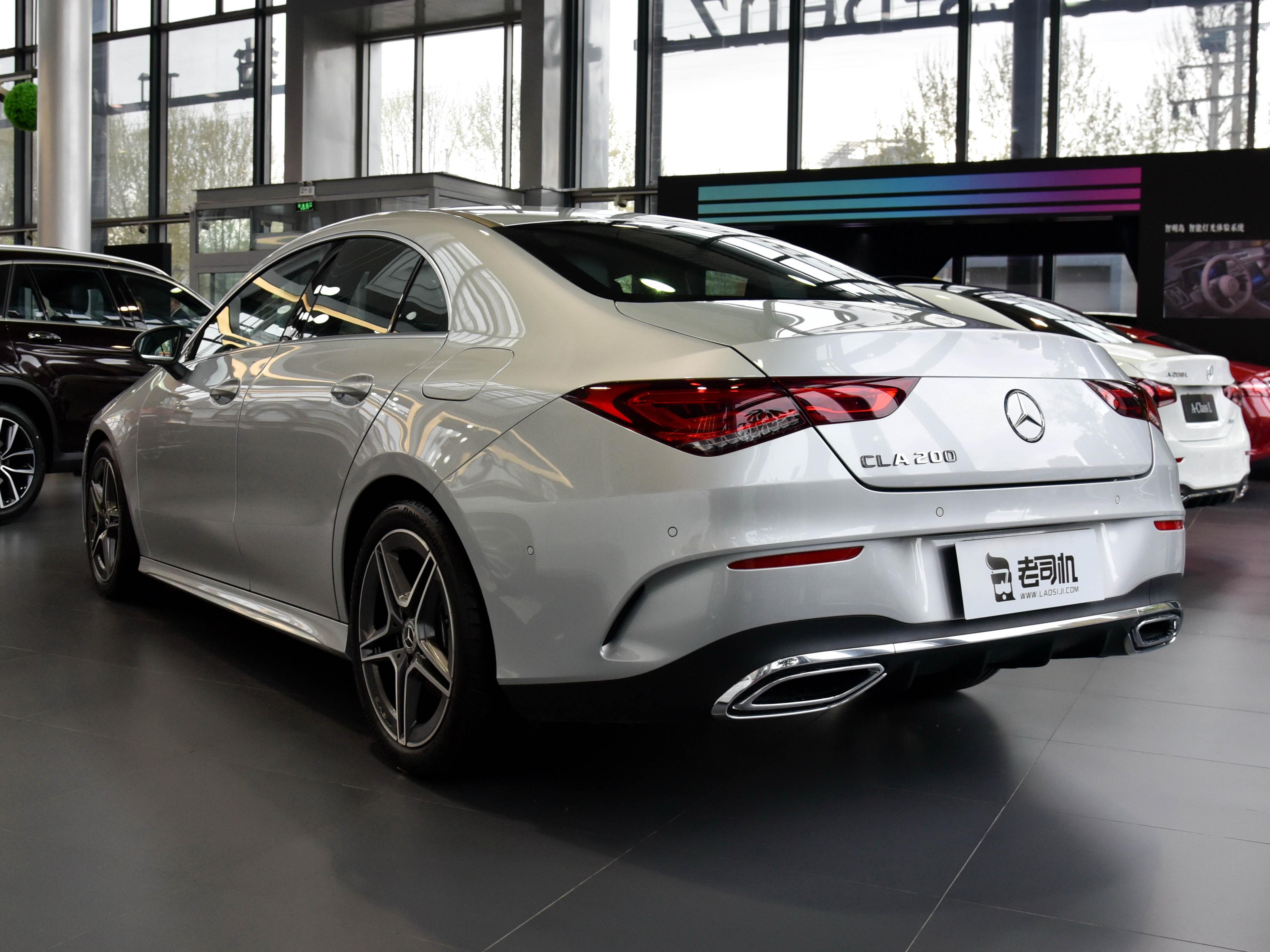 30万买一台169马力的车,这辆车贵在哪?实拍奔驰cla