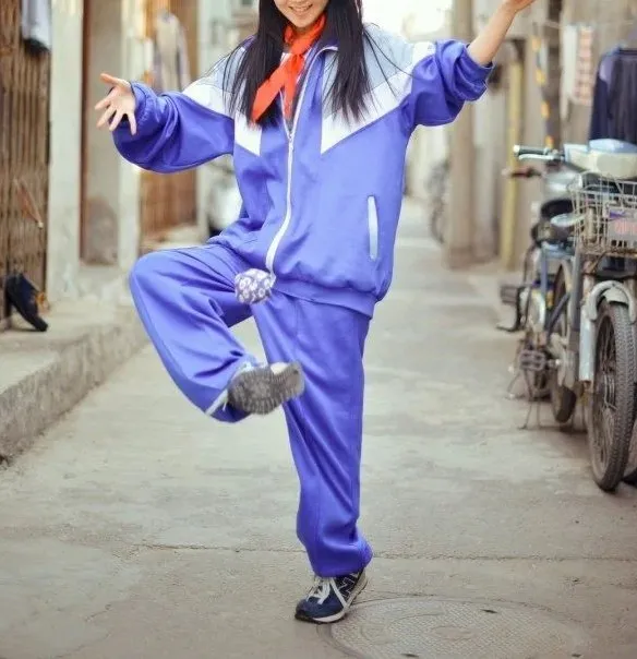 “为什么国产剧里的校服，永远比现实的好看”