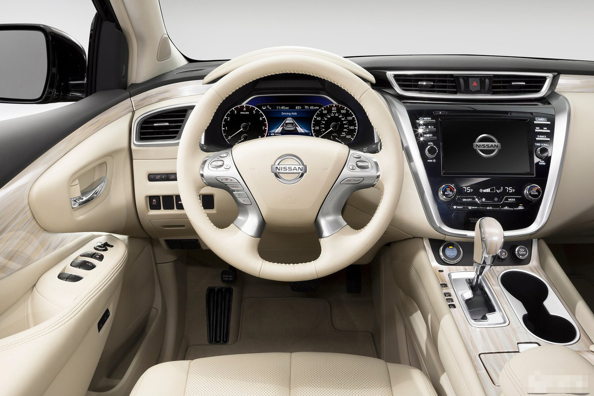 实用性超高的5座SUV，日产楼兰，24万起，网友：空间太强大！