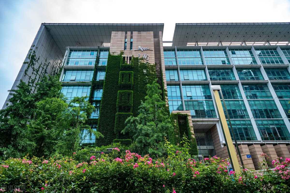 为何现在很多大学生选择留在学校过节呢？原因有5点，看完很现实