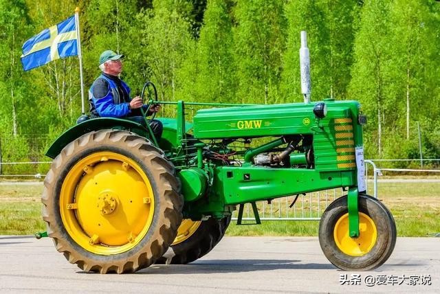 拖拉機(jī)很難開嗎？拖拉機(jī)手：看著簡(jiǎn)單，上手很難