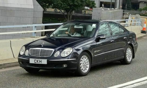 劉鑾雄的車牌是5號，邵逸夫是6號，李嘉誠的車牌是多少呢？