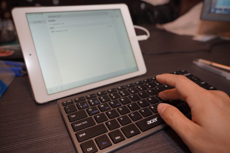 从性能和便捷的平衡点出发 宏基无线键盘的办公体验