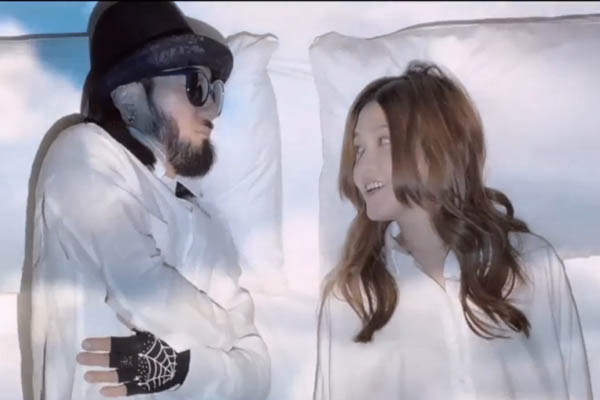 因男友而割掉子宫？从儿歌领唱到叛逆歌者，范晓萱如今过得怎样？