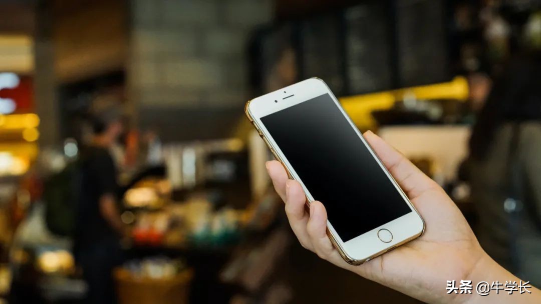 iPhone手机黑屏无法开机故障排除指南