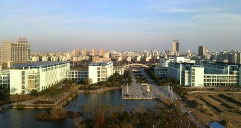 扬州科技学院筹建失败！不如两校合并，转建“扬州职业技术大学”