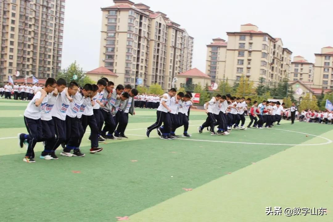 济南路中学2021年秋季田径运动会(图41)