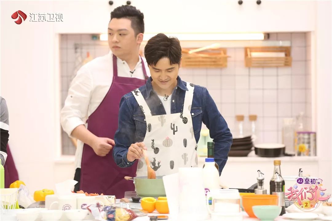 敲黑板！孕妇的饮食有哪些注意事项，打开《我们仨》孕期宝典