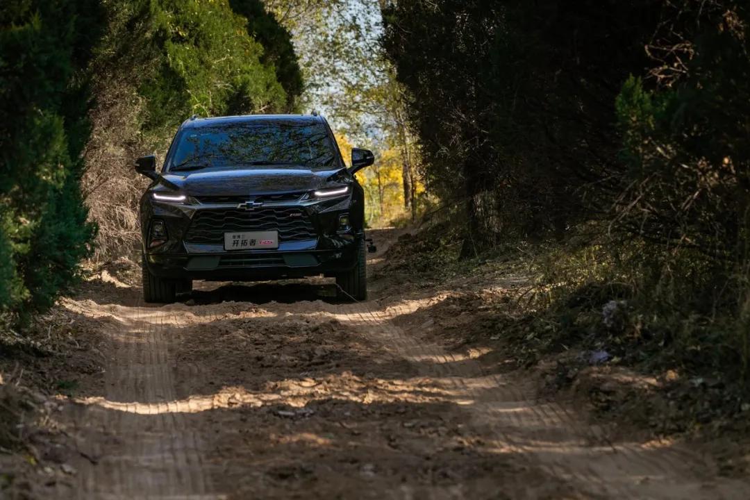 中大型7座SUV，要性能强的，雪佛兰开拓者怎么样？