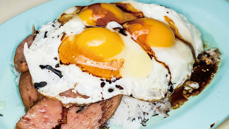 盘点香港各种便宜又大碗的美食，预算不够也可以吃到大满足