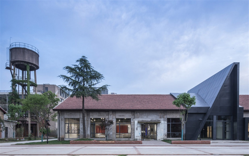 在城市的过往中寻找新生的力量，武汉良友红坊旧改设计欣赏