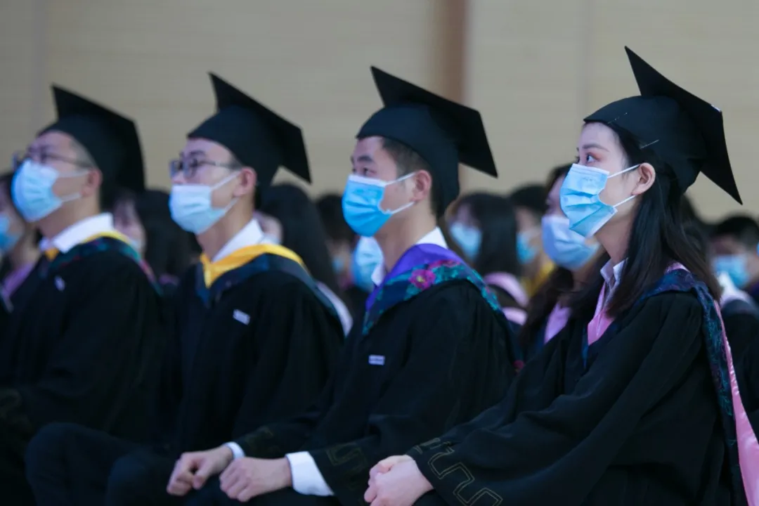 川大锦江学院举行2021年毕业典礼 同学：关上寝室门那一刻，我哭了