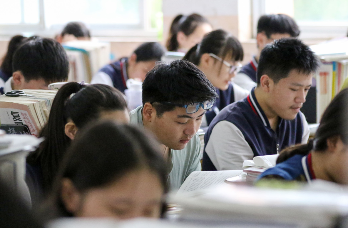 2021年8个省实行高考新政策，文科生的福音，让学生有更好的出路