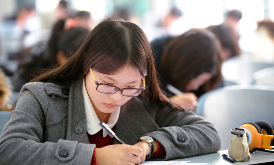 比英语四六级还重要的证书，学生早考早受益，对就业有很大帮助