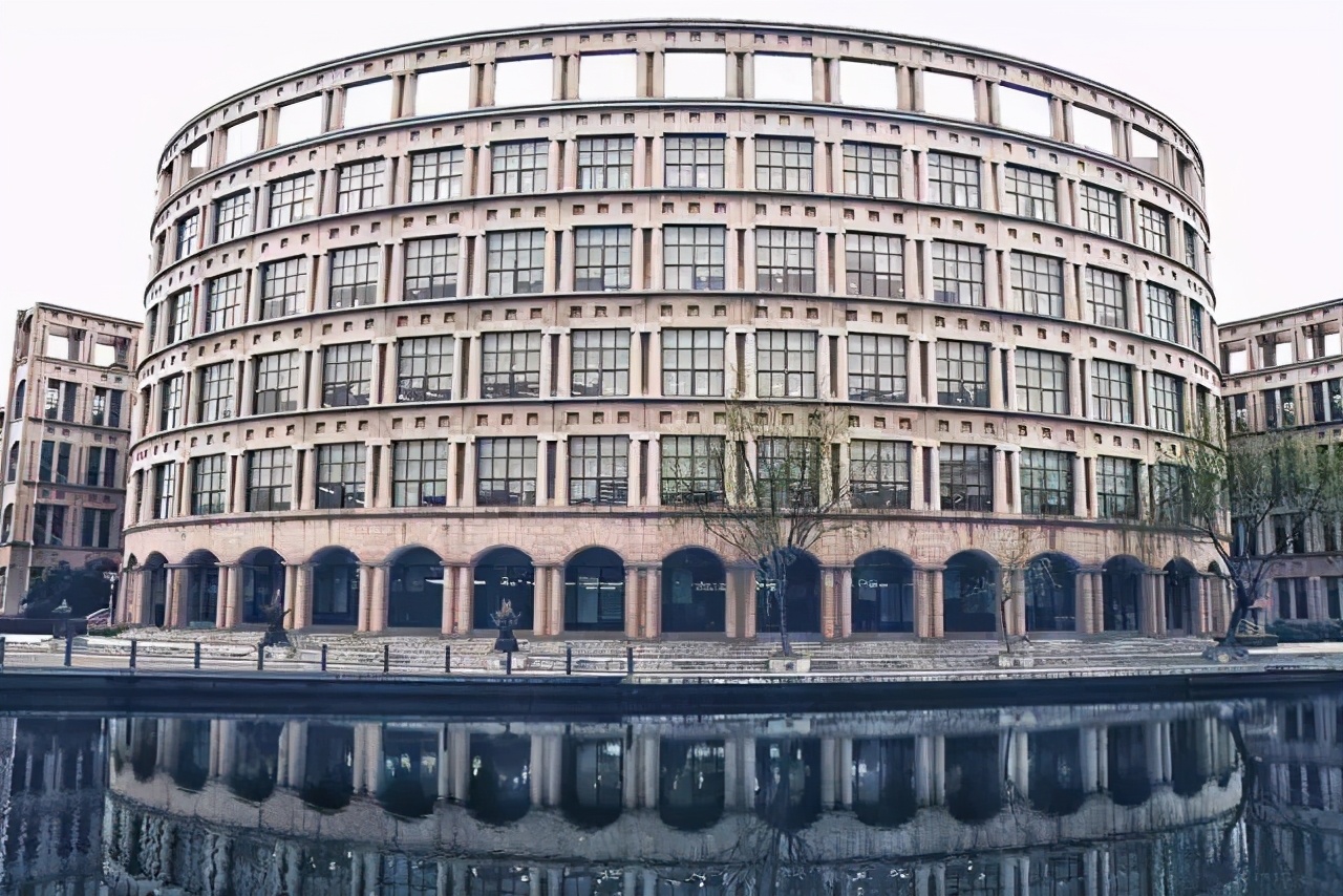 上海立信会计金融学院,不值得河南孩子报考