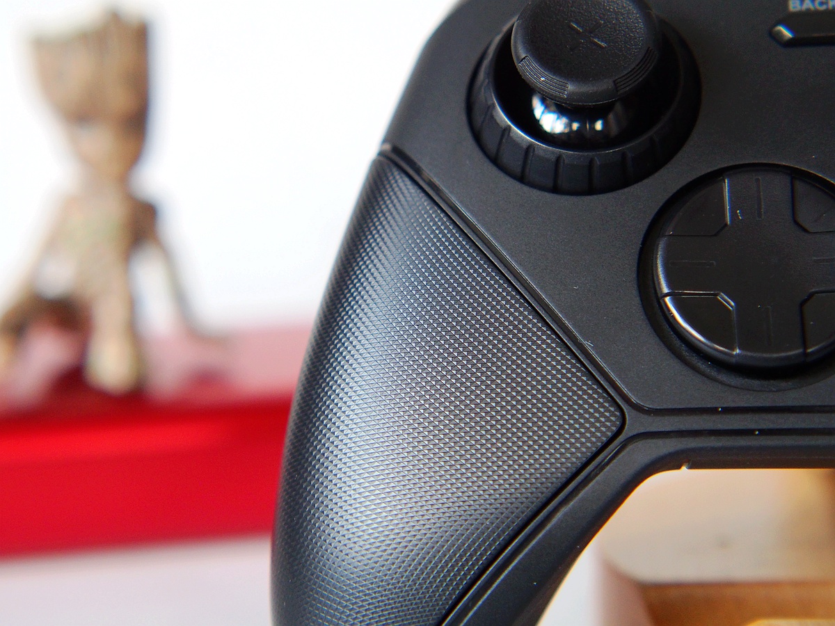 老玩家玩游戏乐在其中的原因是因为有了北通手柄