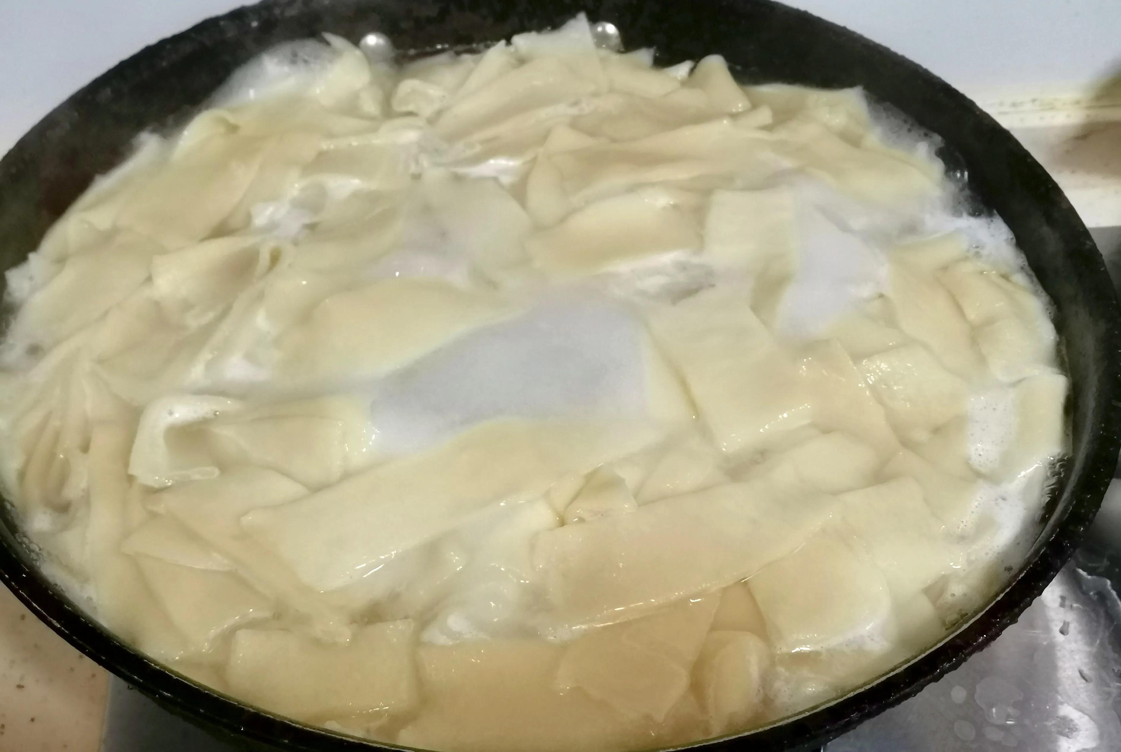 揪面片的家常做法教你揪面片2种口味的做法