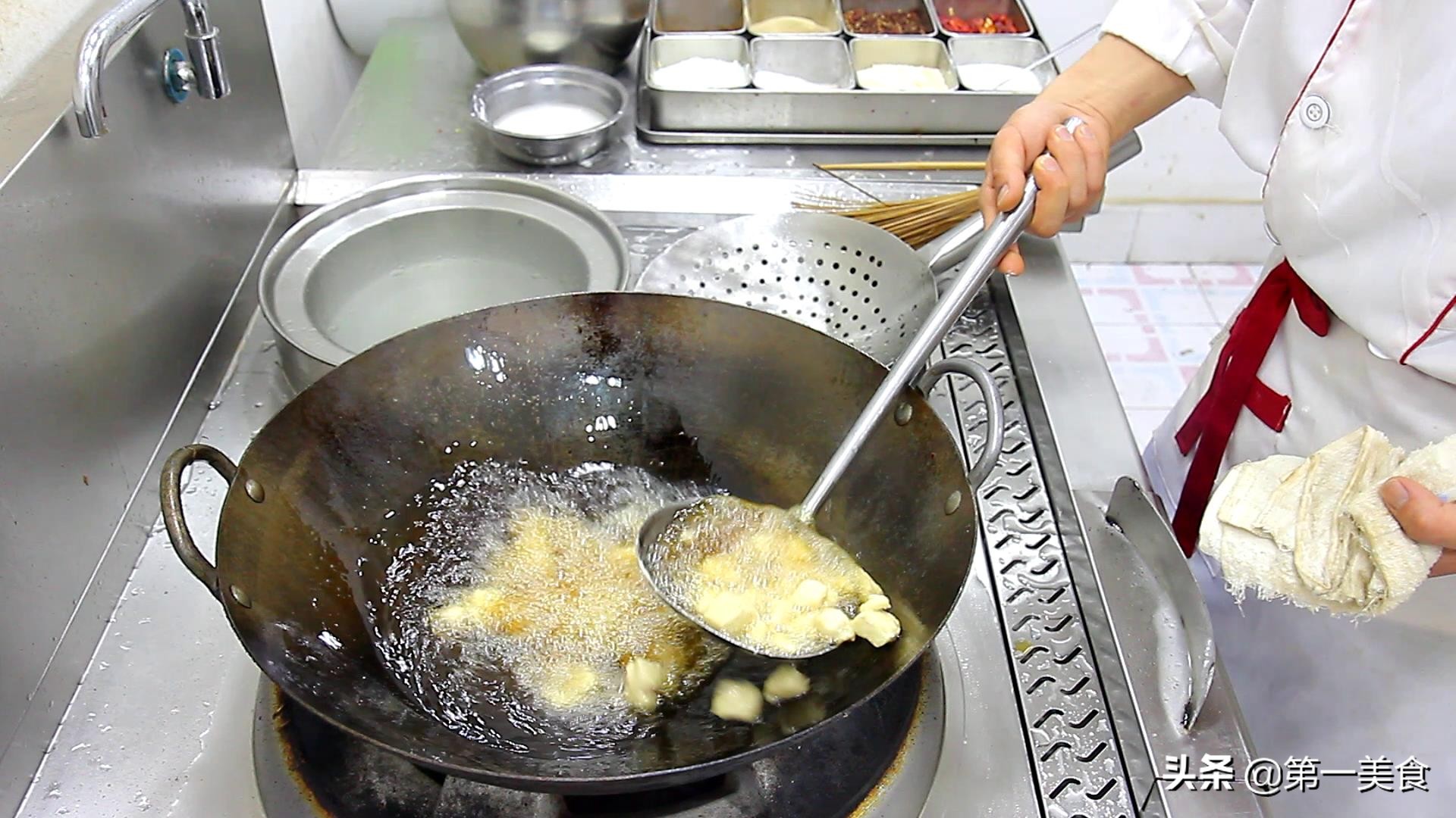 宮保雞丁的做法家常菜,宮保雞丁的做法家常菜簡單的做法