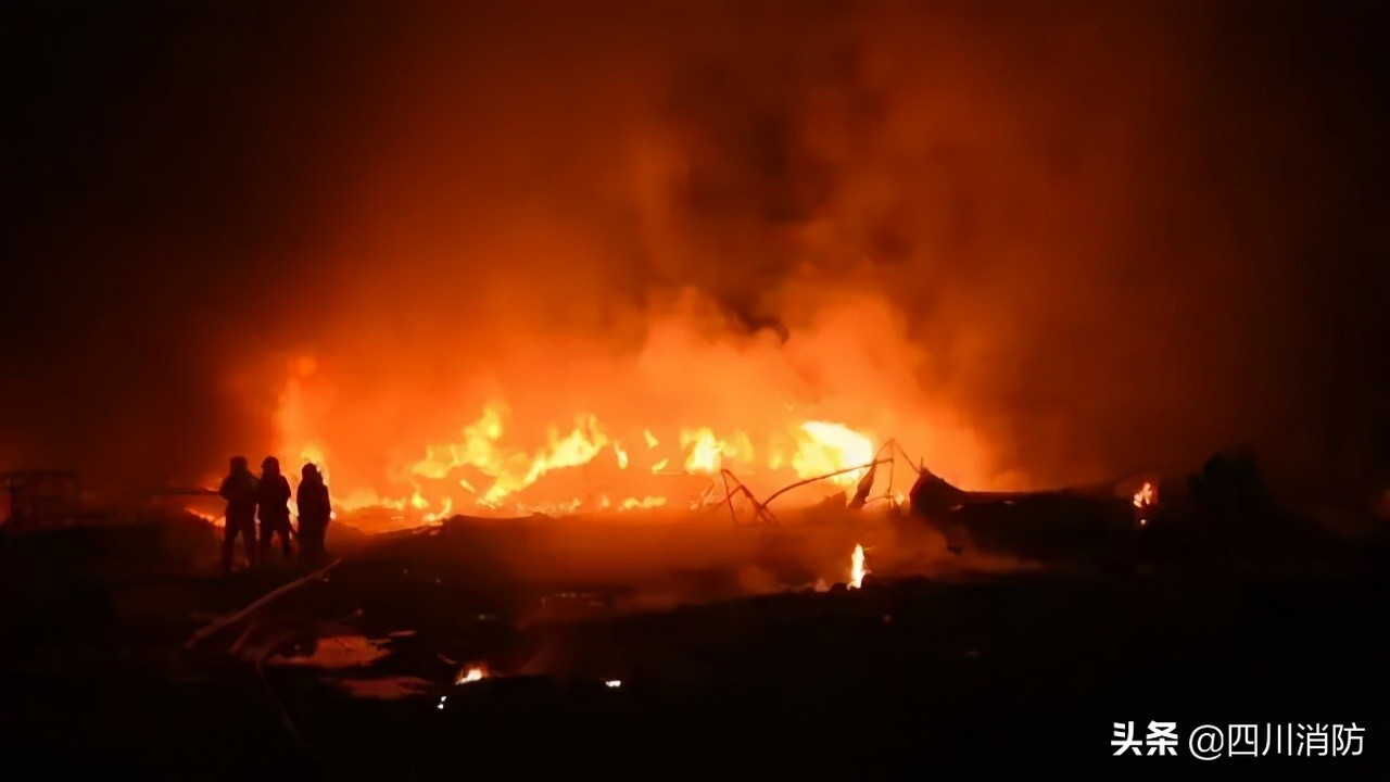 有人说“消防车来了没有水？”这个“锅”我们不背！