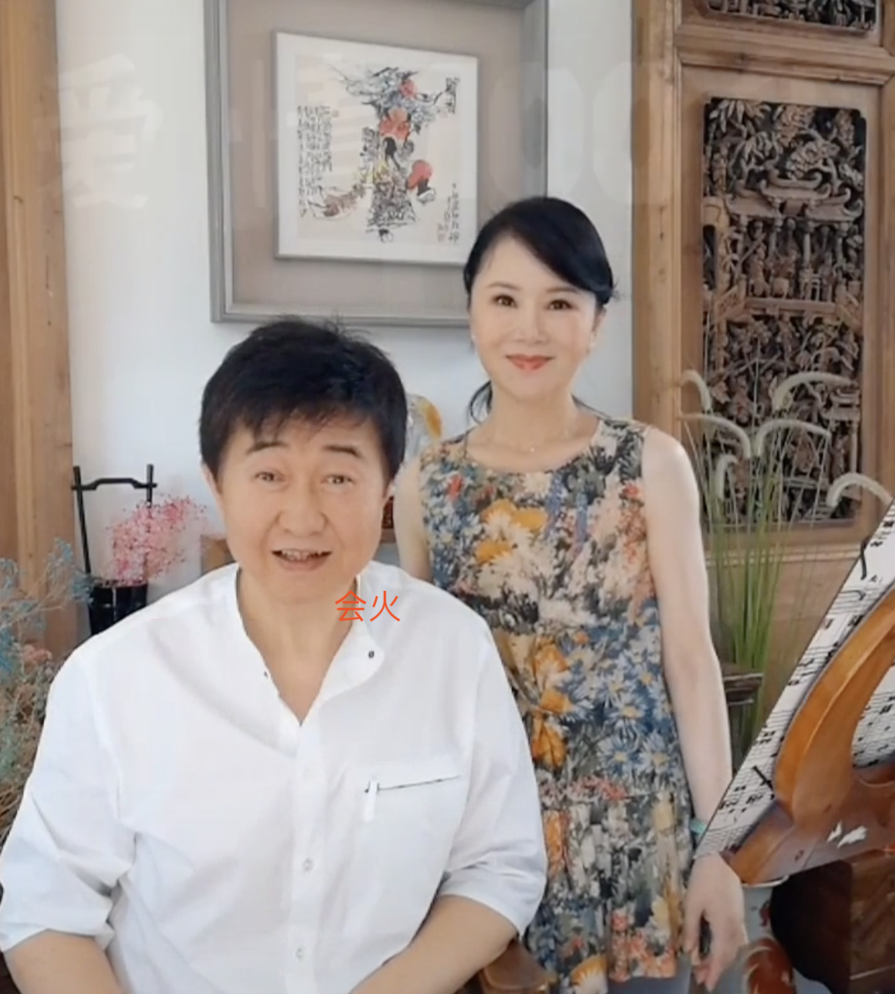 付笛生一家三口罕同框，儿子继承父母音乐天赋，三人都是歌唱家