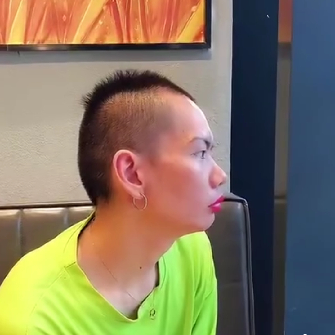 奇葩网红"西红柿"在深圳开了家奶茶店,和合伙人闹矛盾