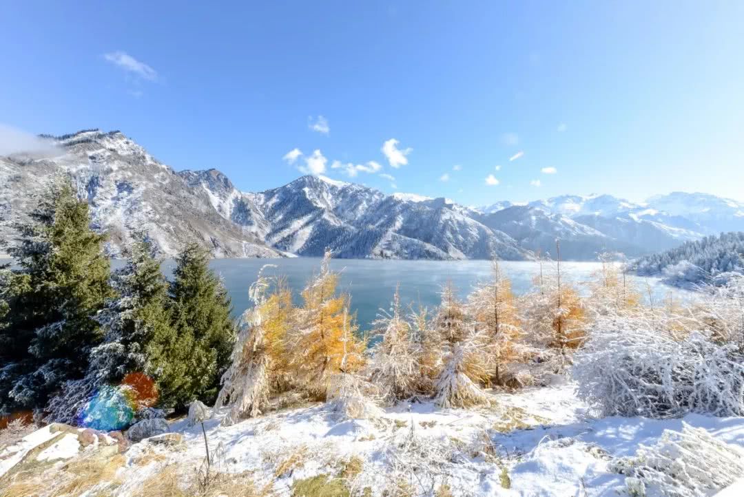 新疆《最佳旅游时间一览表》，每个季节该去哪里？看什么景点？
