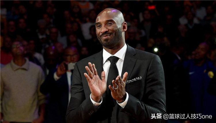 为什么nba留一撮黄毛(进NBA后发际线对比：詹皇发际线升1cm，有人被网友吐槽能拍清宫剧)