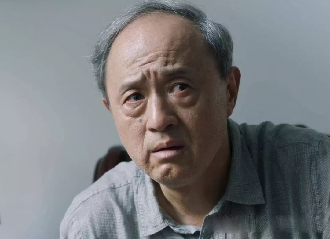 《冷事件》：失足少女的结局，是从教师父亲过分奢侈的生活开始的。
