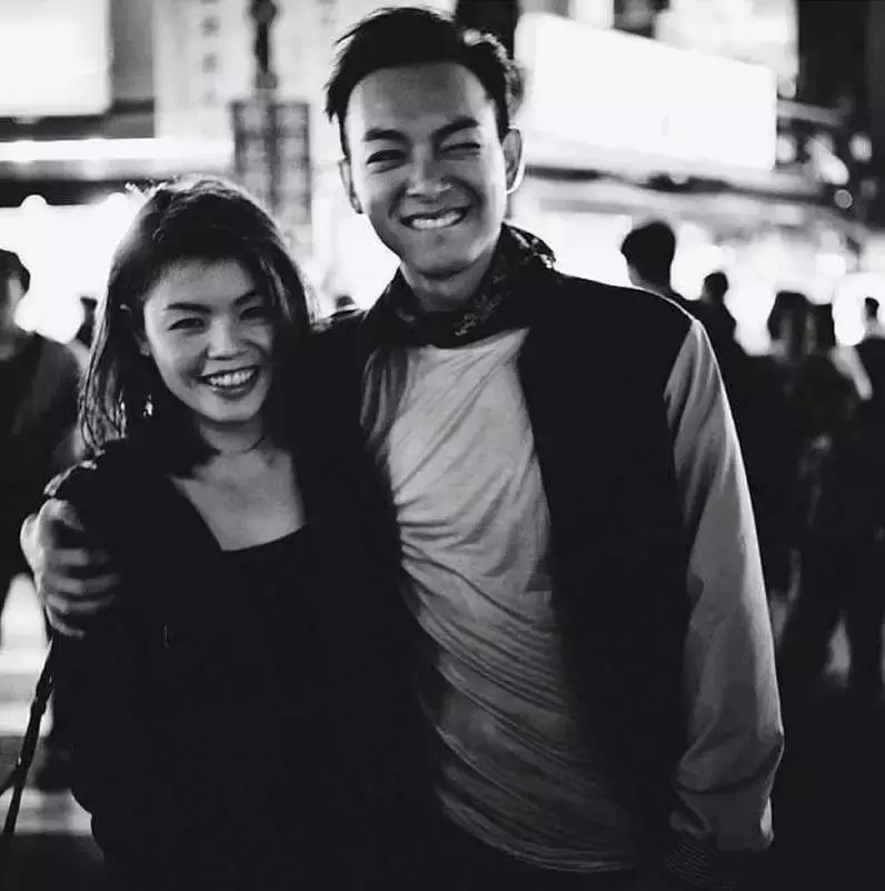 梁烈唯与老婆庆祝相爱17年,他是TVB万年配角,曾为妻到餐厅打工