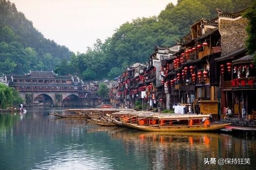 去湖南旅游必到处是哪里(想去湖南旅游,有推荐路线的吗?)