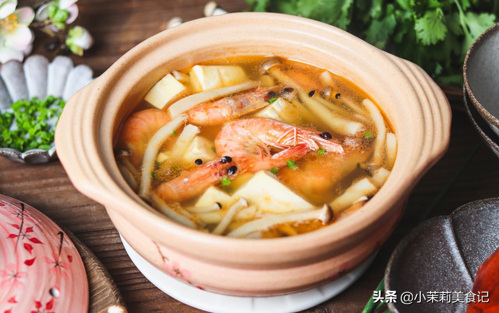 产妇吃什么比较好（坐月子8道菜要多吃营养防便秘）