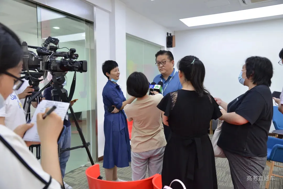 阅卷过半！多省阅卷现场曝光，你的高考试卷是这样打分的