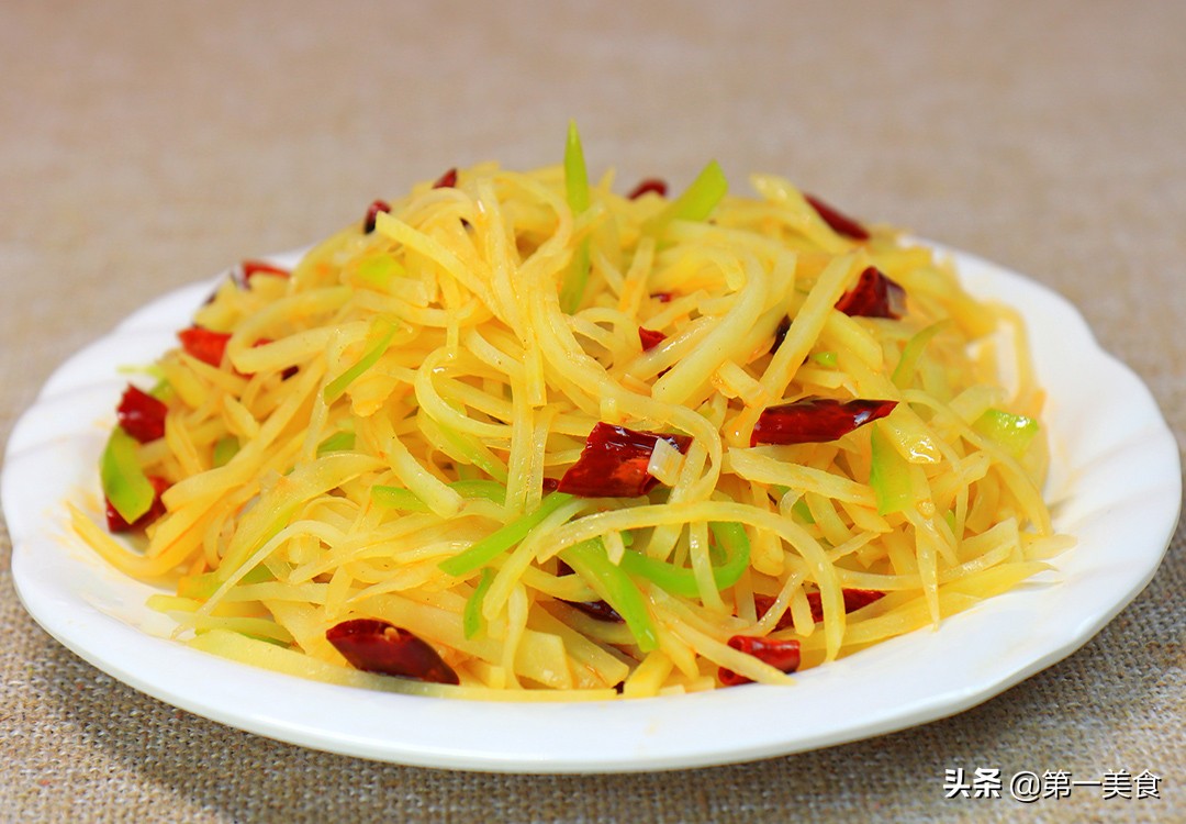 酸辣土豆絲的家常做法,酸辣土豆絲的家常做法步驟