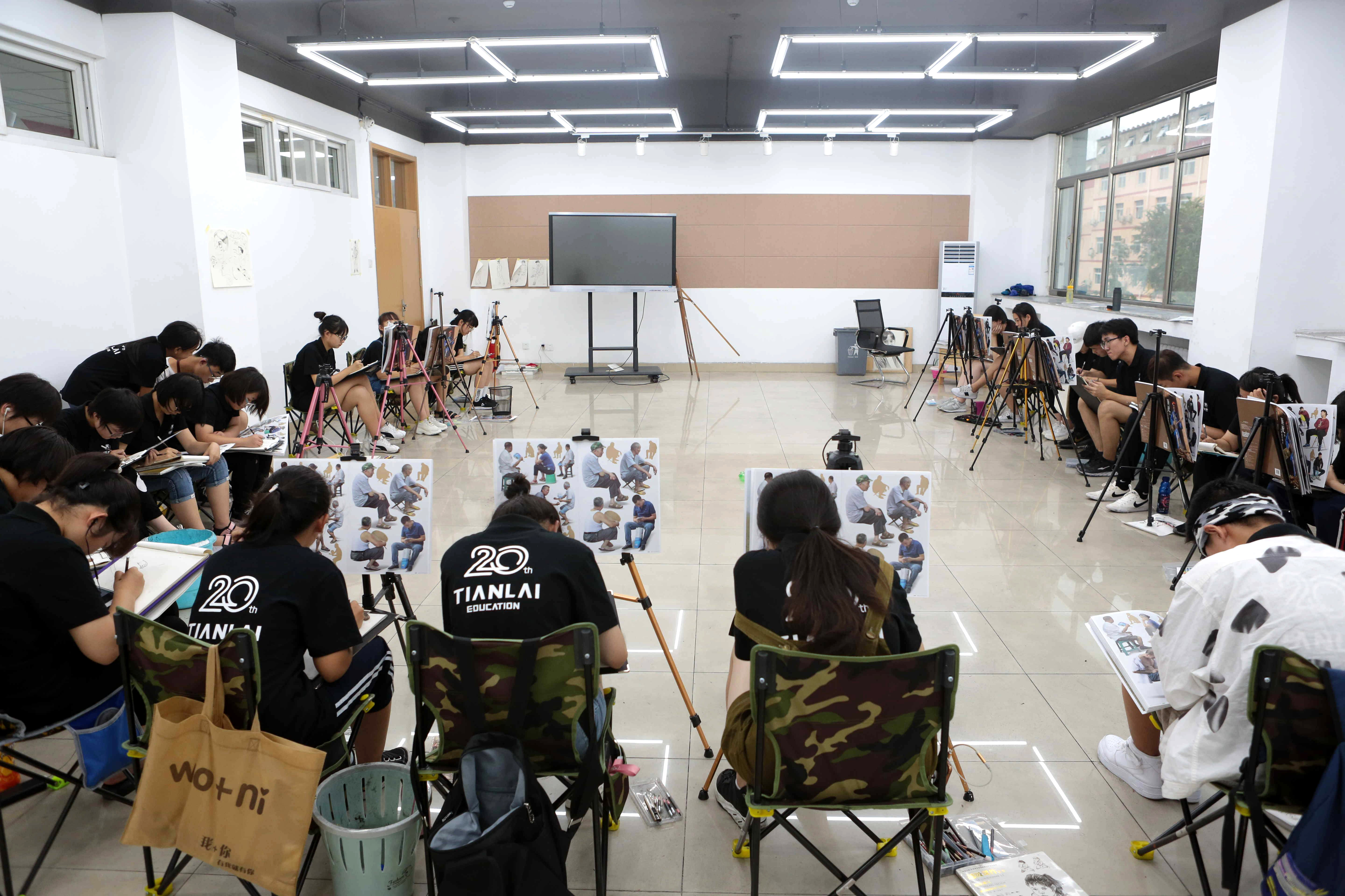 培训艺考学校（揭秘艺考培训产业链）