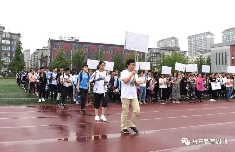 2019丹东中考：1万多丹东学子人生第一大考，好运