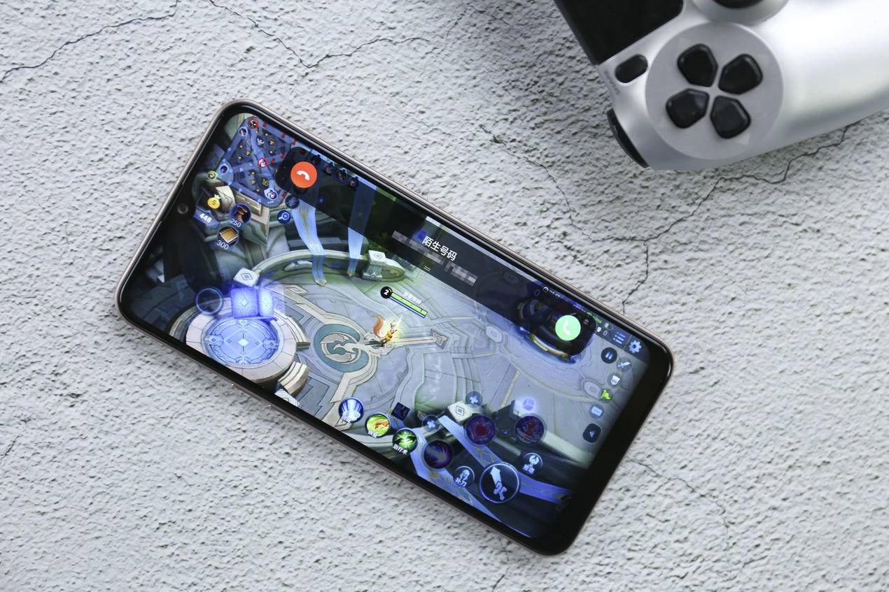 oppo a7全面测评:水滴屏 超强续航,专为年轻人打造的机型!