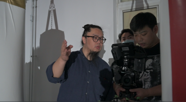 无反是未来的趋势，选择数码相机，就不要违背数字影像的基因