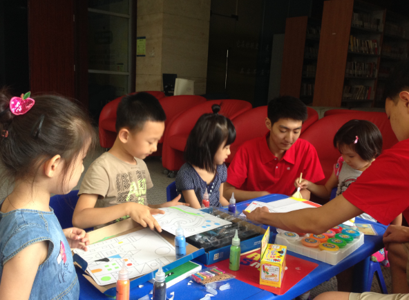 网友建议学校全部改为寄宿制，教育问题将迎刃而解，家长：不赞同