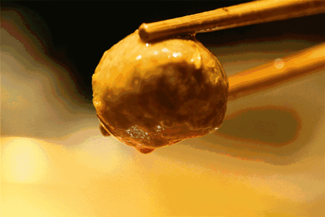 巴蜀人认可的成都川西坝子火锅~特惠活动来袭！7荤6素4人仅88元！