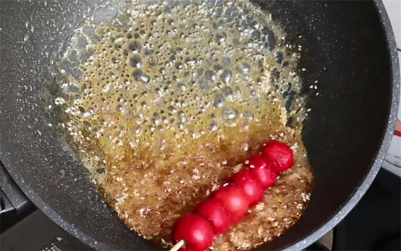 冰糖葫蘆制作方法,冰糖葫蘆制作方法怎樣熬糖