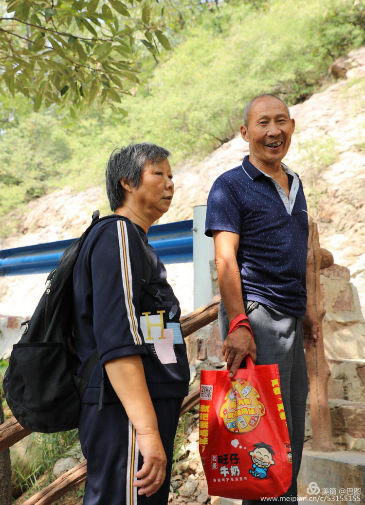 10月7日重阳节，十几首诗词100幅照片，致敬天下老年人