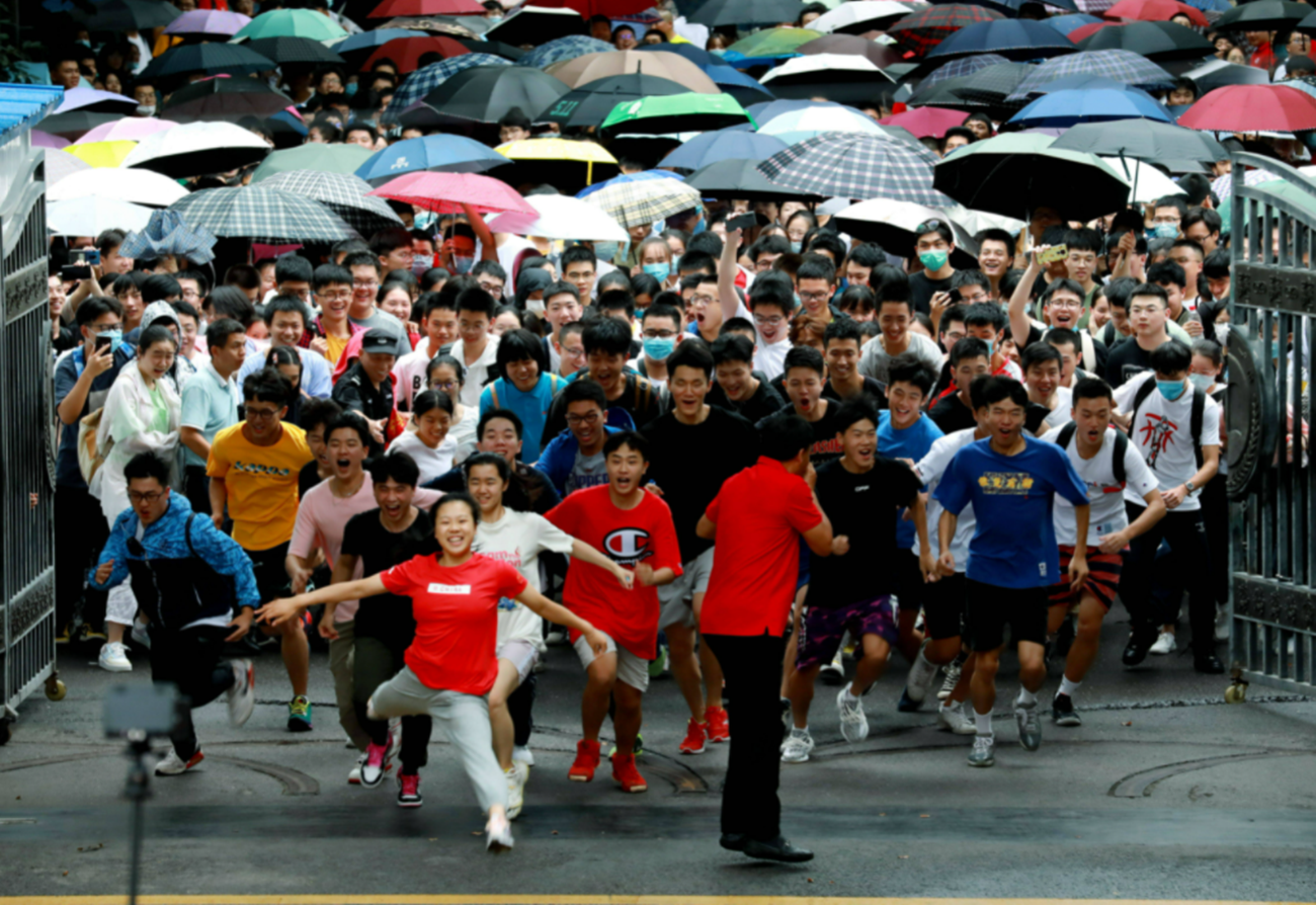 普通一本大学有出路吗（21年分数线下降已成大势所趋）