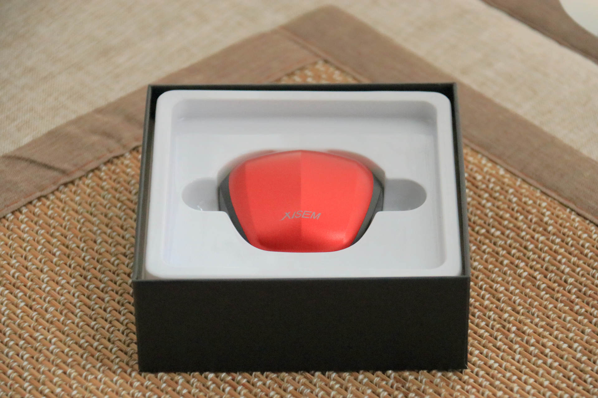 手游新装备，吃鸡不用愁，Xisem西圣olaf游戏耳机体验