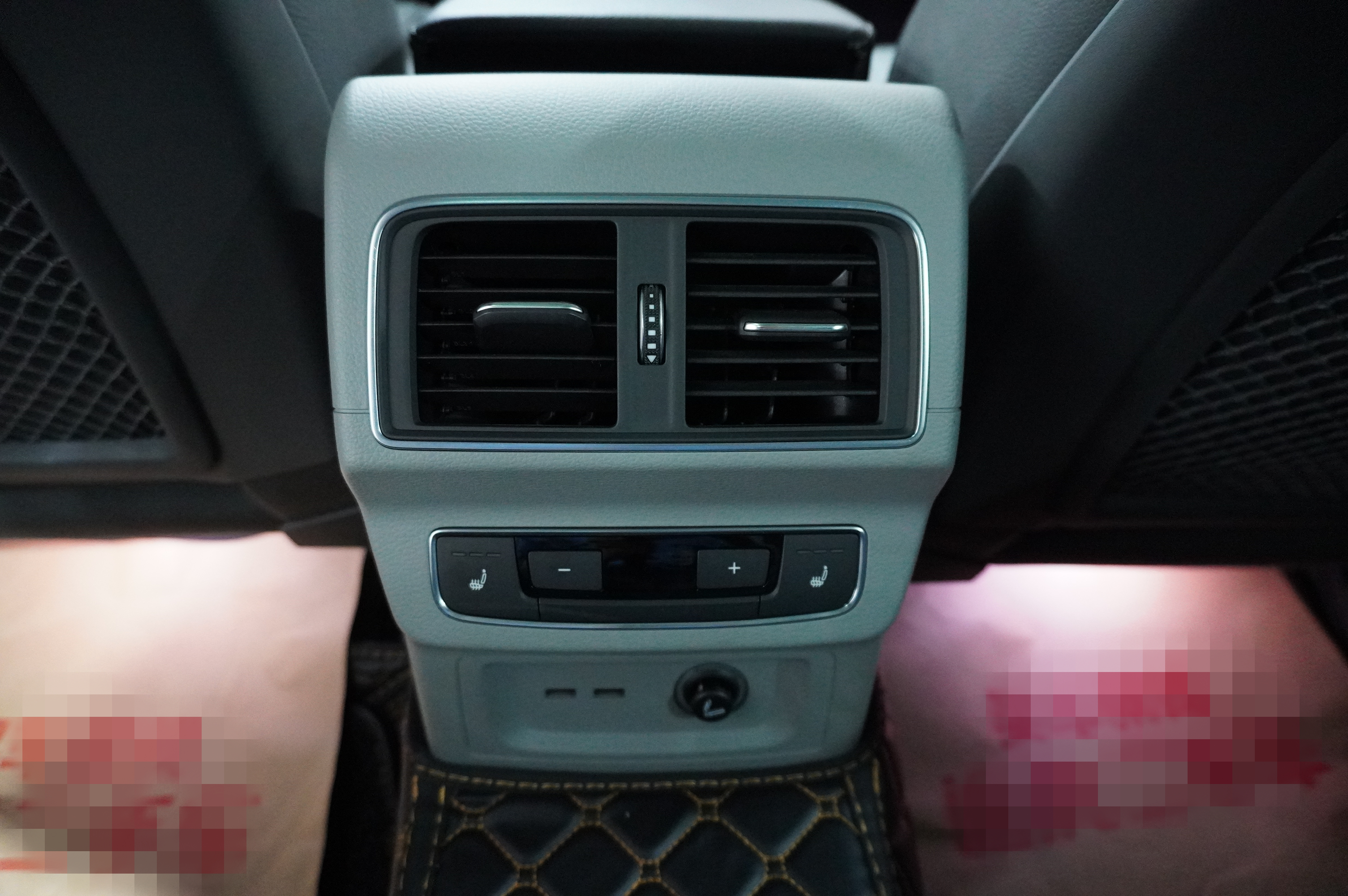 百万级的Q7现在比2018年的Q5L还便宜！兄弟相争你选谁？
