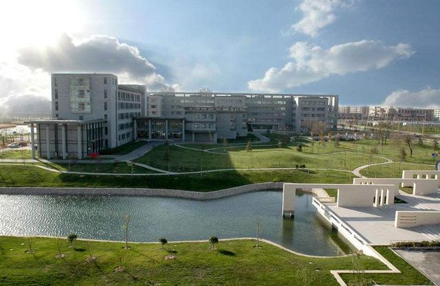 上海3所野鸡大学曝光，毕业学历一文不值，考生家长要注意