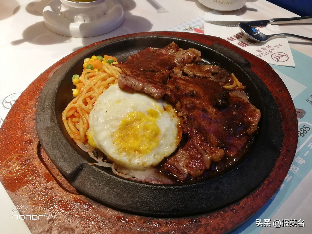 西冷牛排、蔬果沙拉、墨西哥牛肉卷、腓肋牛排，西餐美食推荐