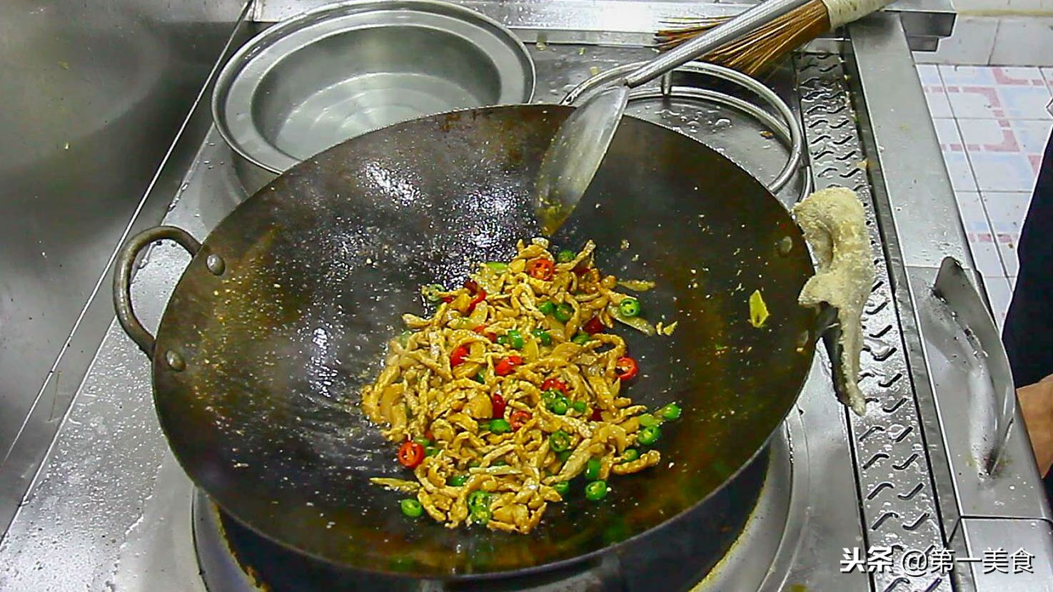 香辣肉絲,香辣肉絲的家常做法