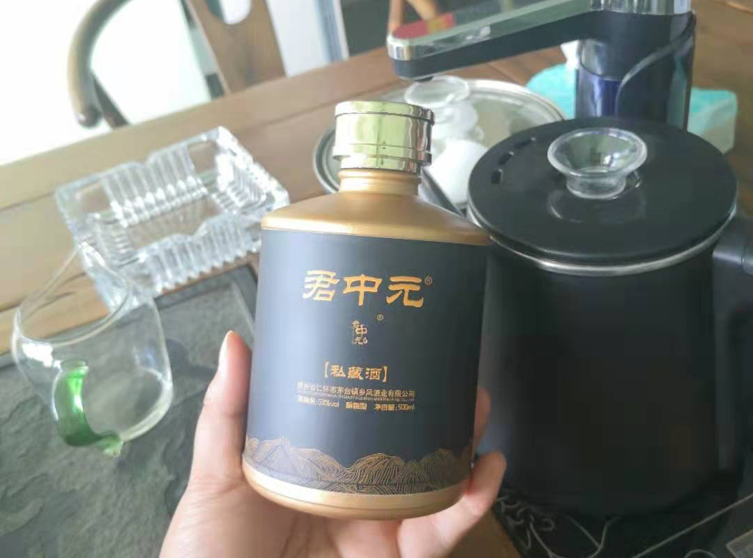 酒友公认最好喝的5款白酒，个个都是纯粮经典，老酒民成箱往家搬