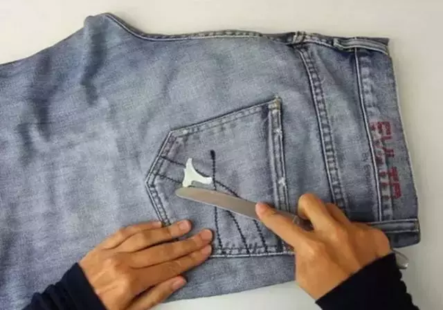 拉链拉不上，衣服起球，裤子不合身……教你一招快速解决