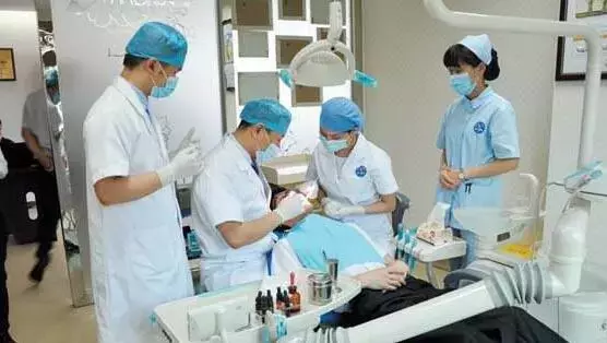 有人拔牙收100块,有人却收1000块!拔牙真的暴利吗?